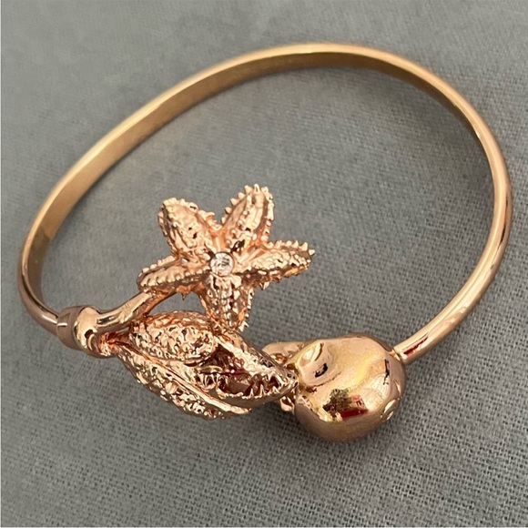 Alexander McQueen Rose Gold Toned Bracelet - Picture 5 of 14